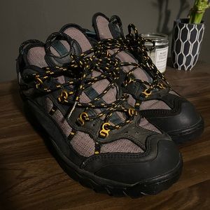 Nike Air ACG Mens-Size 10 but fits like 9.5